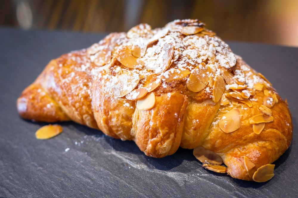 almond croissant
