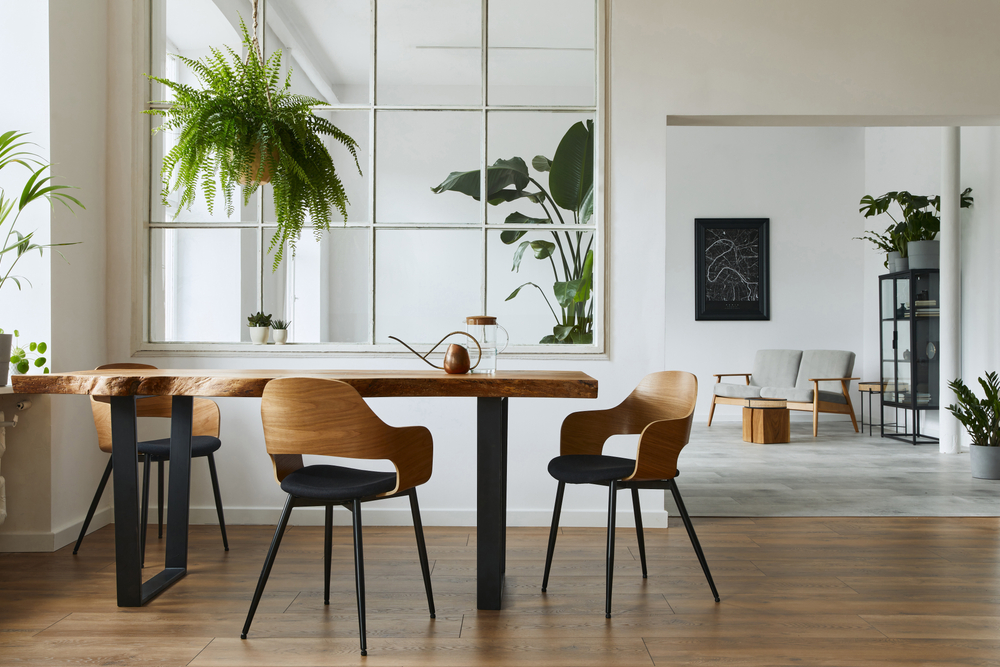 modern dining set in a stylish apartment | cost-effective ways to decorate a dining area
