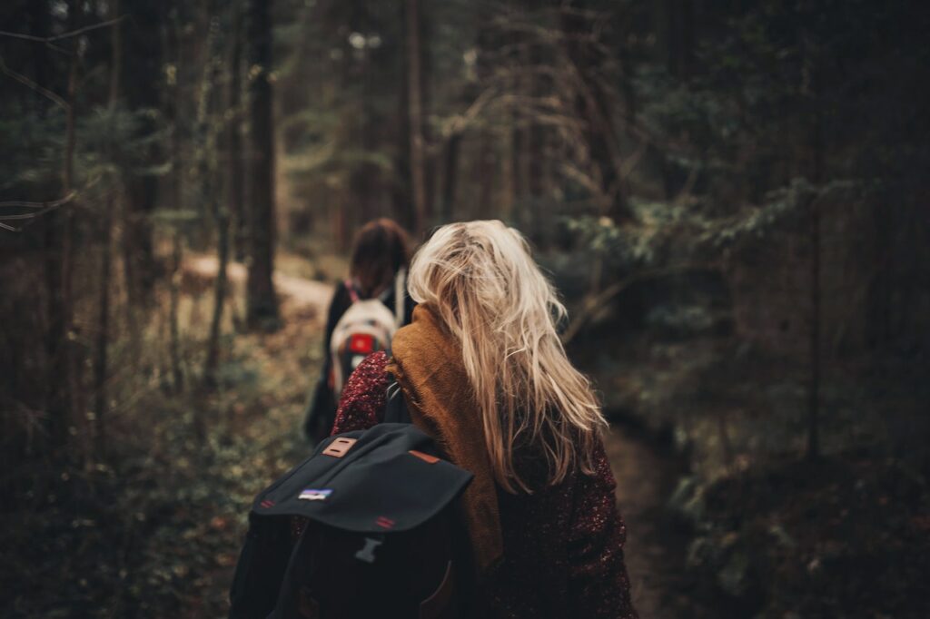 friends walking in the woods | hiking trails in dallas